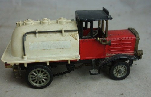 Altes metall auto henschel - altes,
