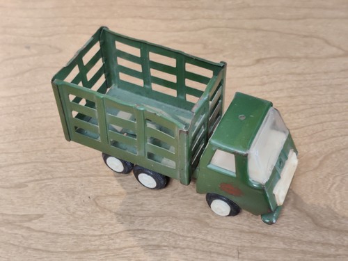 Sowjetisches blechauto - sowjetisches,